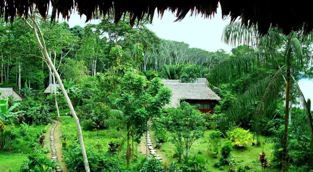 Wasai Tambopata Lodge Exterior foto